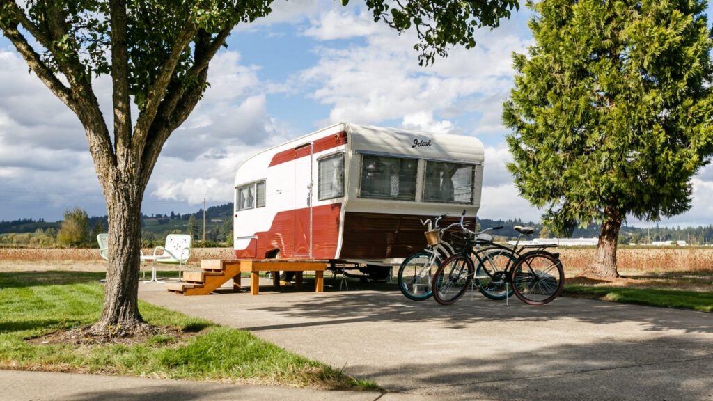 The Vintages Trailer Resort offers Airstream glamping in Oregon's Willamette Valley. Image: The Vintages Trailer Resort